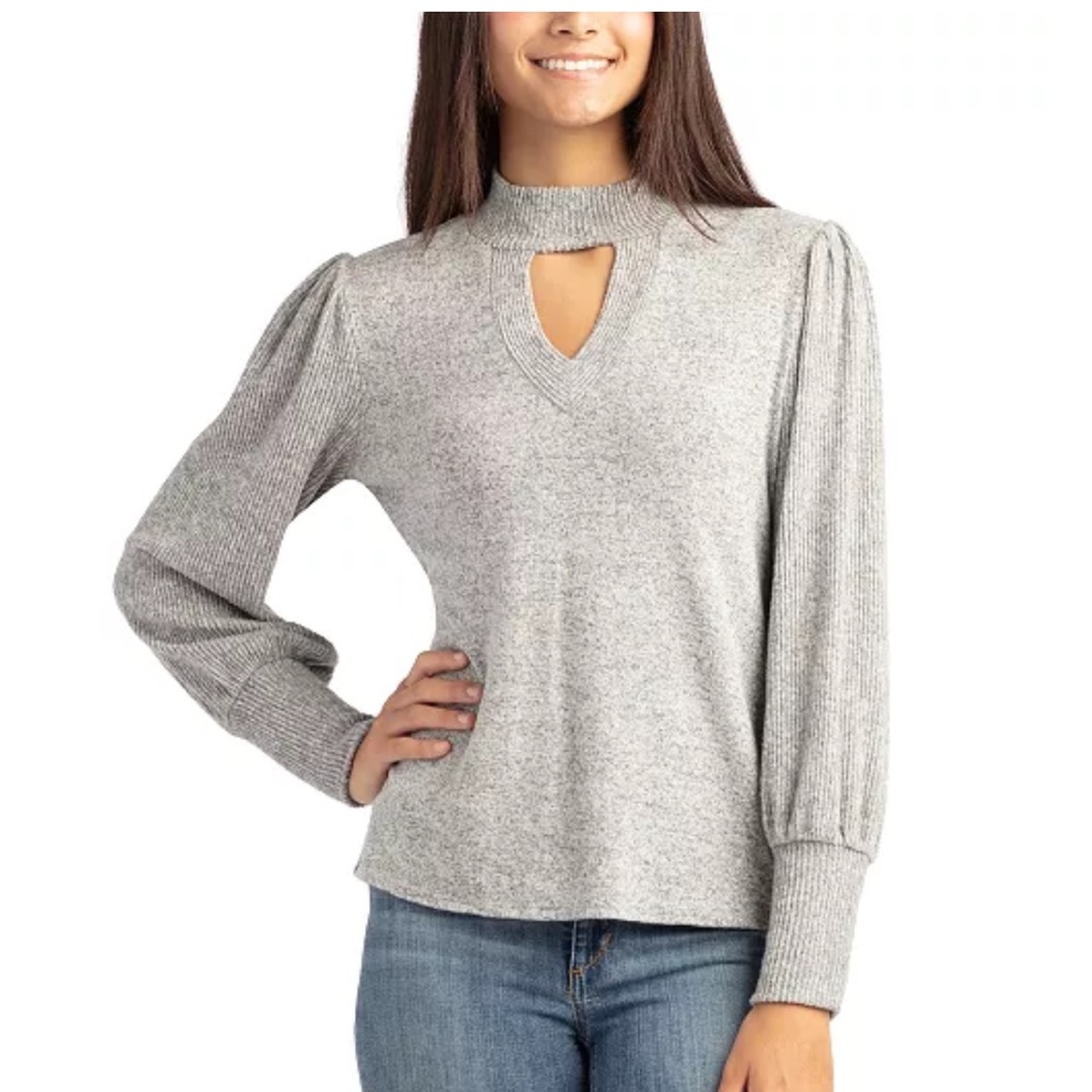 BCX Heather Gray Knit Top